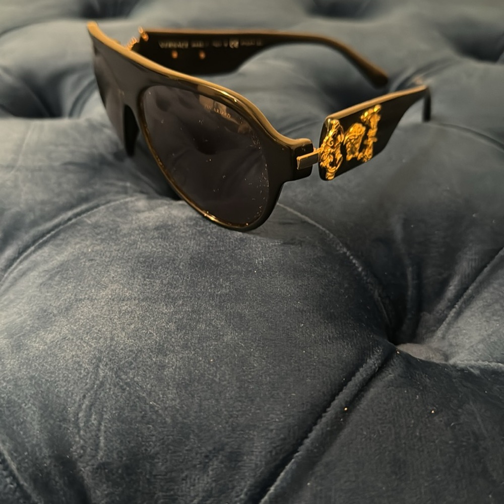 Men Versace Shades ! - Picture 4 of 4